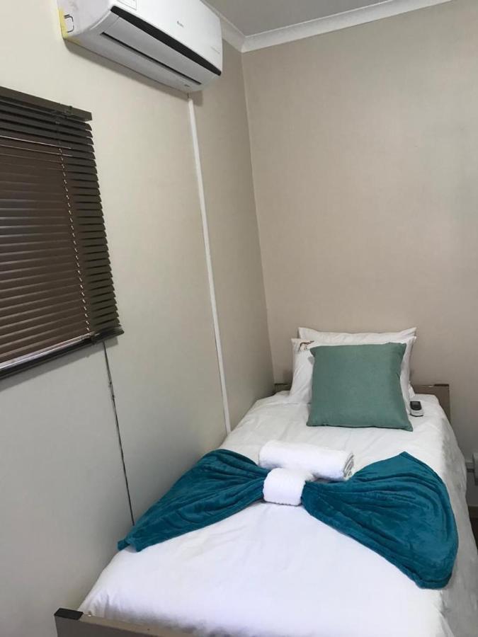Urbanlife Keetmanshoop Accommodation Exterior foto