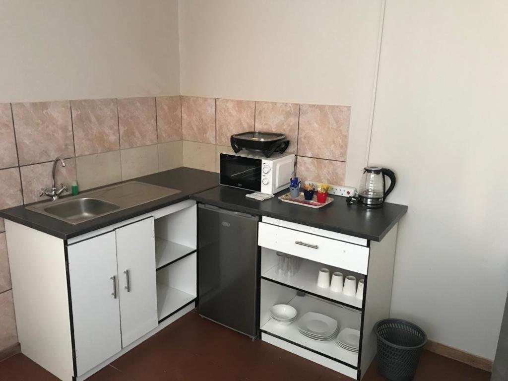 Urbanlife Keetmanshoop Accommodation Exterior foto