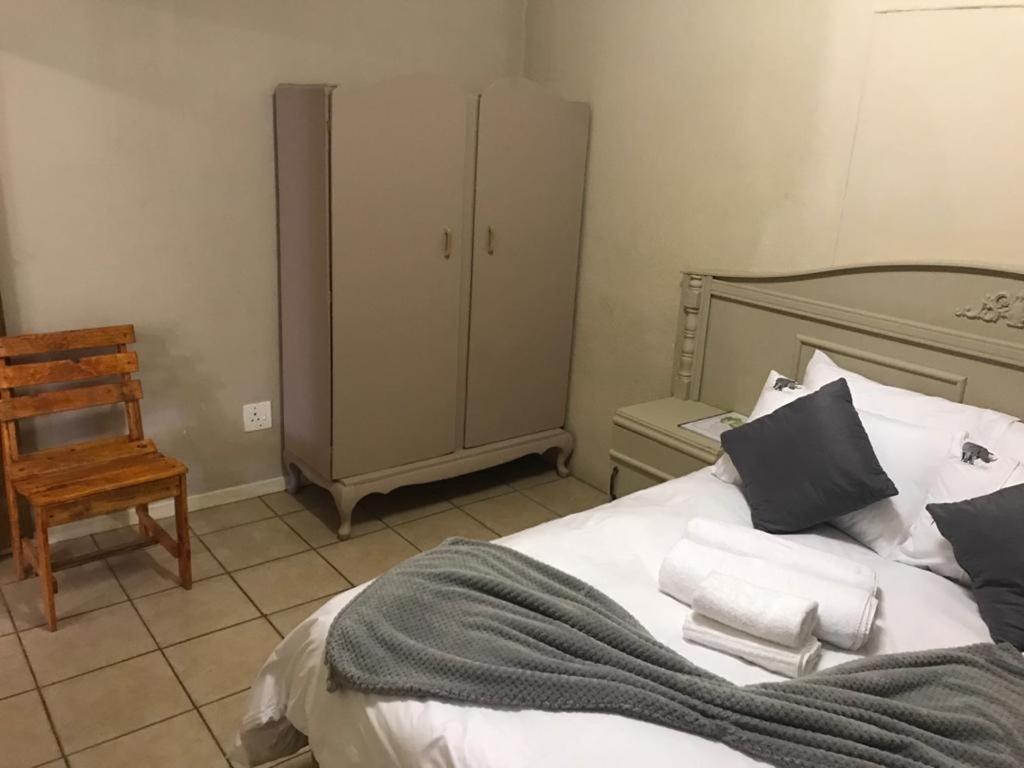 Urbanlife Keetmanshoop Accommodation Exterior foto